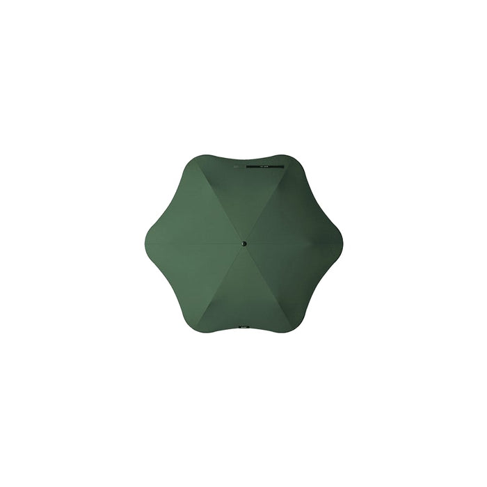 BLUNT Neo Umbrella - A green BLUNT Neo Umbrella with an octagonal design and a central opening, featuring a logo.