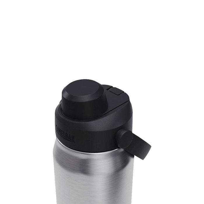CamelBak - Thrive Chug VSS 0.75L - A drink bottle in stainless steel with a black lid and integrated handle, featuring a logo on the cap.