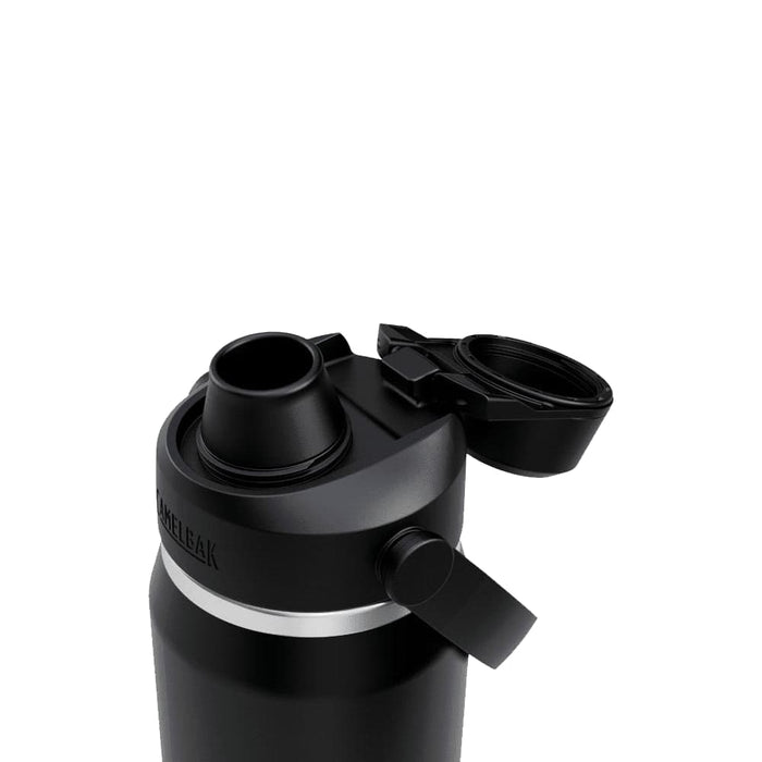 CamelBak - Thrive Chug VSS 0.75L - A drink bottle in black with a silver band, featuring a lid and a straw opening, and a branding logo.