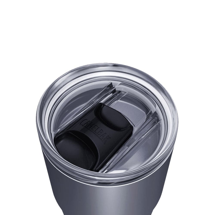 CamelBak - Thrive Tumbler VSS 0.6L - A drink bottle with a clear lid and a black sliding mechanism, featuring a stainless steel body in grey.