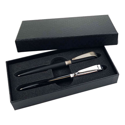 Premum Kilo Metal Pen Gift Set - A black metal pen gift set featuring two pens, presented in a sleek black box with a textured finish.