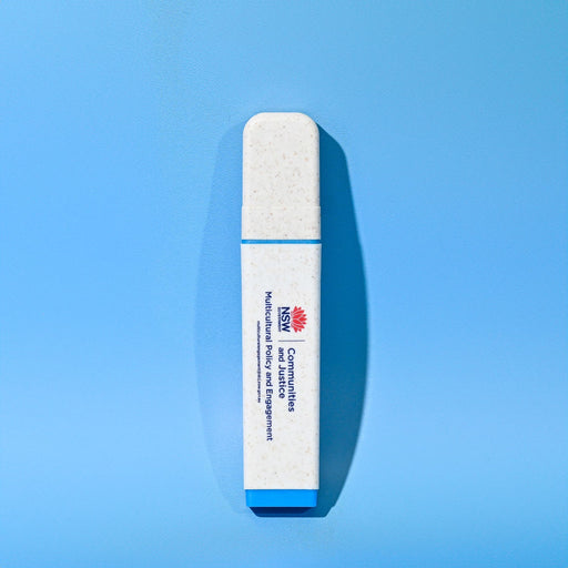 Eco Highlighter - A highlighter in a light blue casing with a white body and a logo, designed for eco-friendly use.