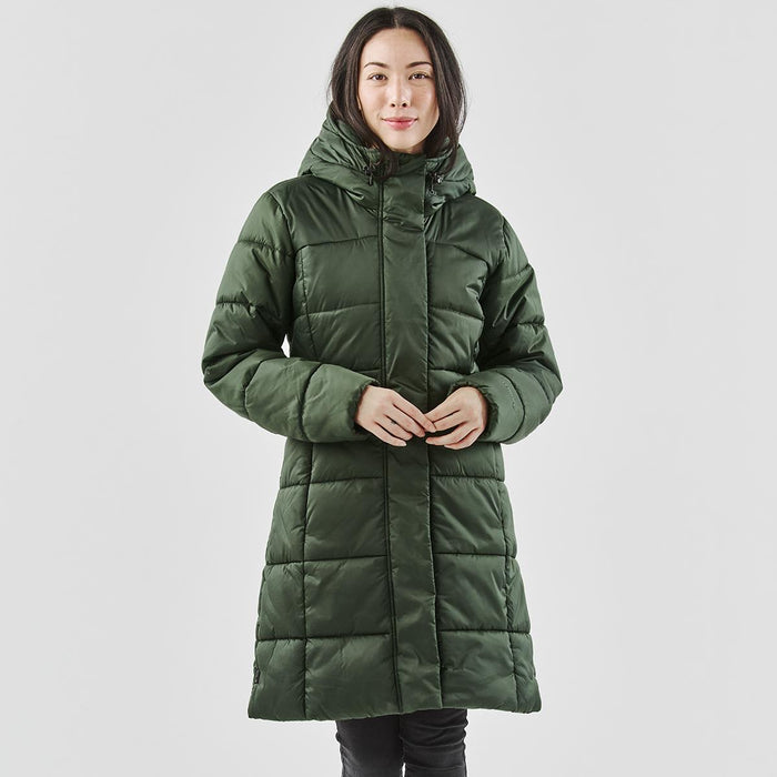 Women's Elkridge Parka - A green puffer jacket with a hood, featuring a long, quilted design and front pockets.